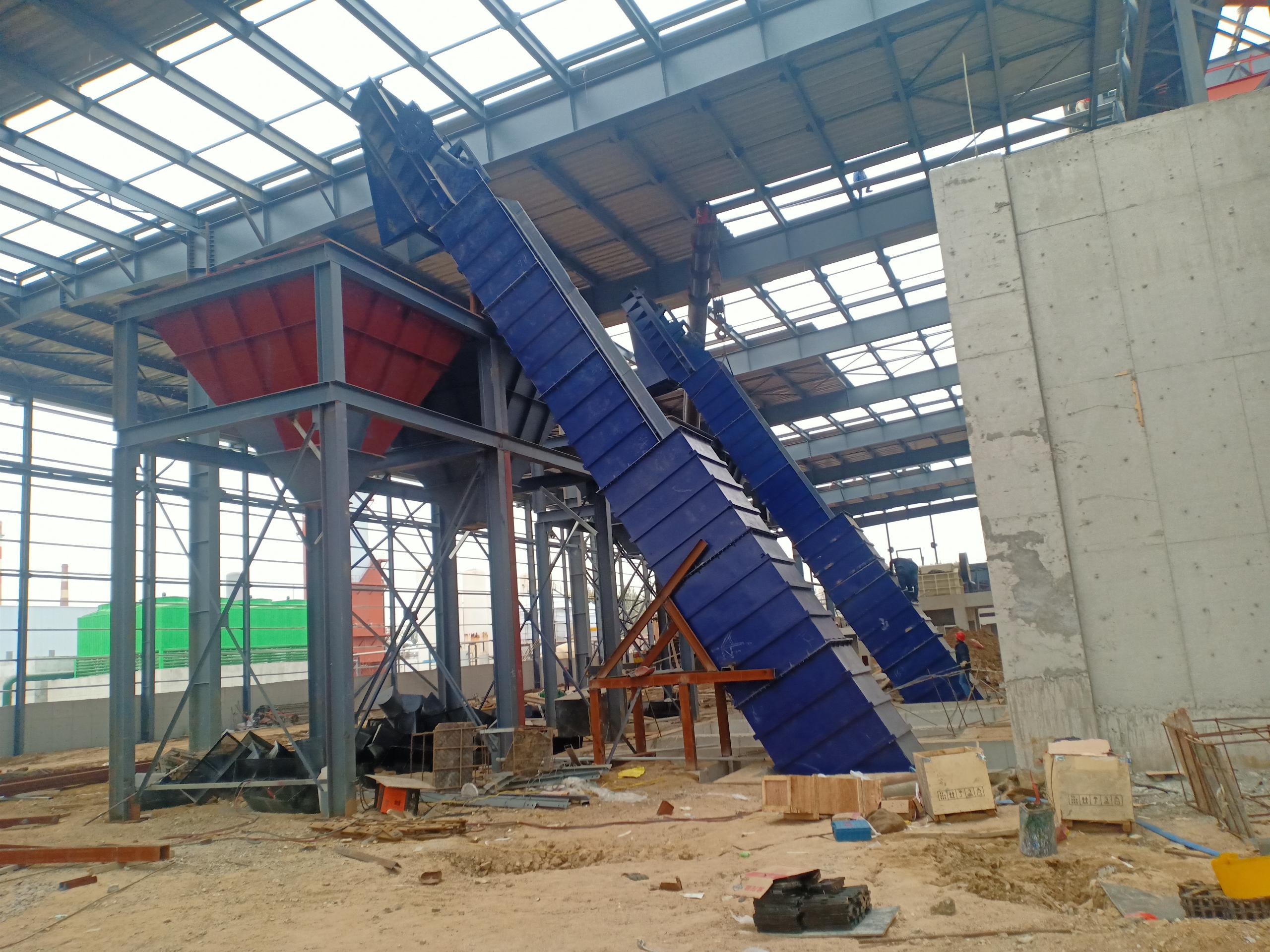 如(rú)何提升垂直提升機(jī)的(de)排料量